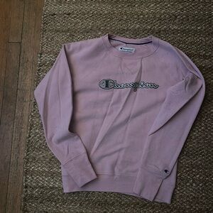 Baby pink, Extra Small teens crew neck, soft, barely worn just a little wrinkly